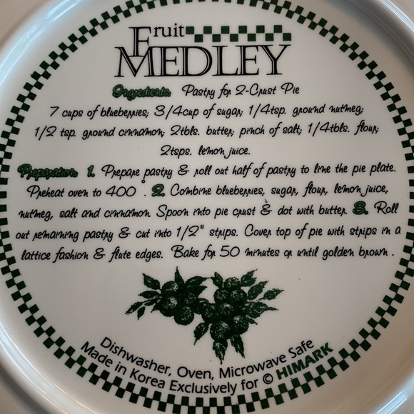 🌺 4/$20 🌺 Pie plate- blueberry design with recipe on back - Picture 4 of 5